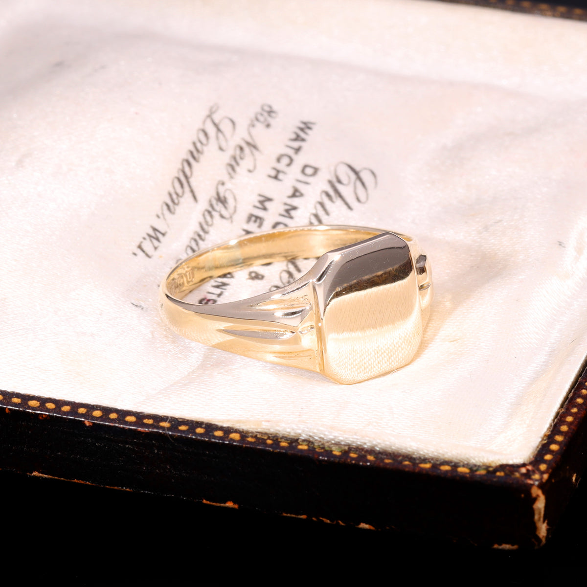 The Antique Victorian 1869 9ct Gold Rectangular Lined Shoulder Signet Ring