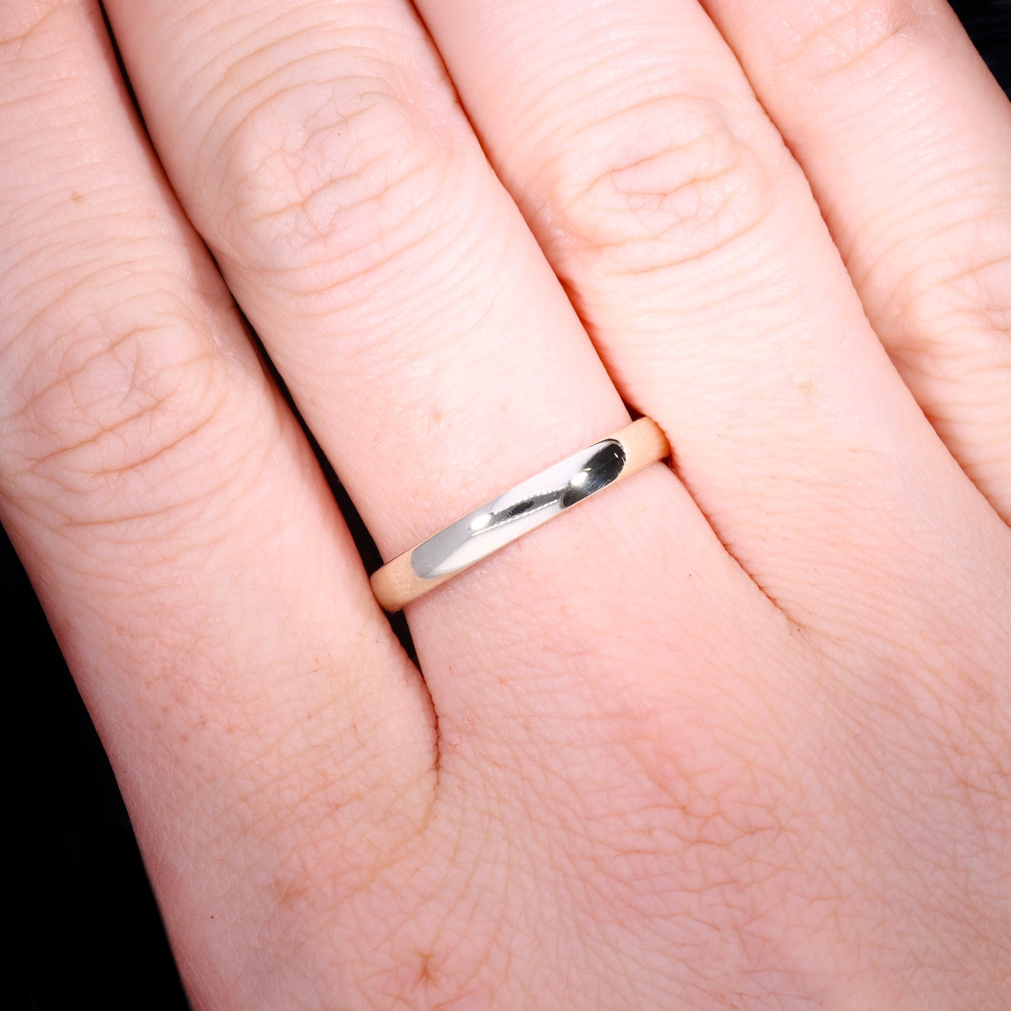 The Vintage 9ct White Gold Court-Shaped Wedding Ring