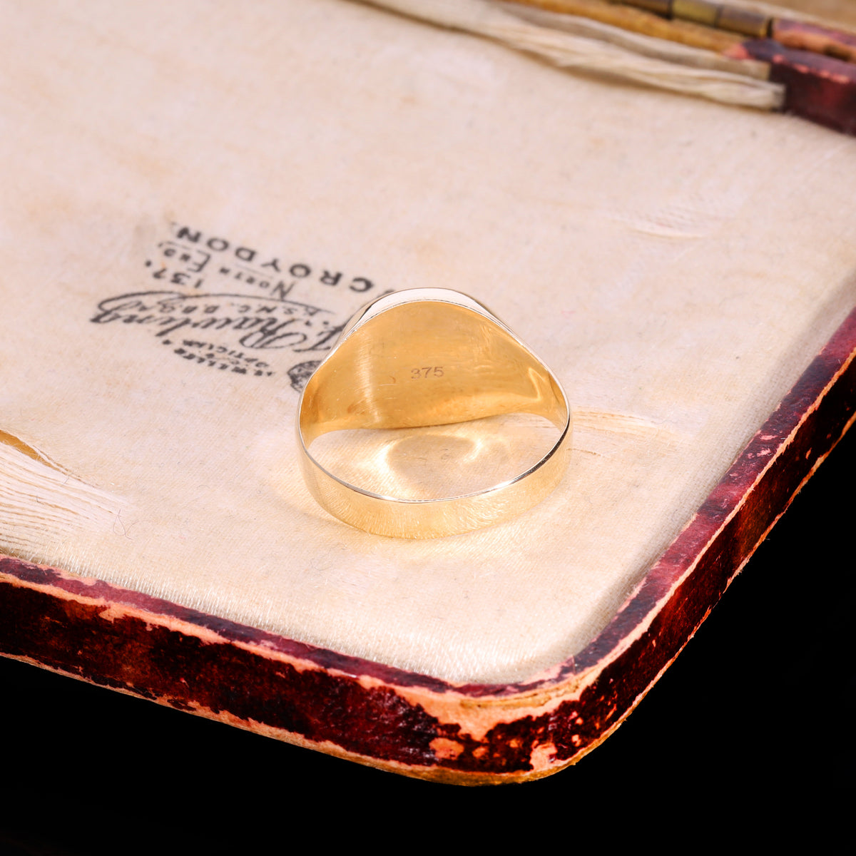 The Vintage 9ct Gold Round Sunburst Signet Ring