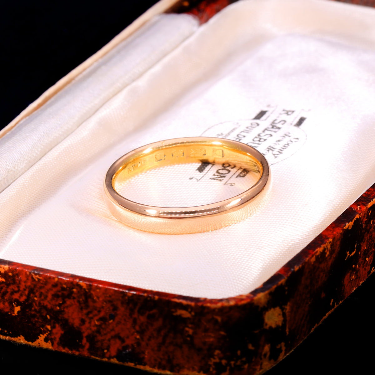 The Antique Art Deco 1929 22ct Gold Wedding Ring
