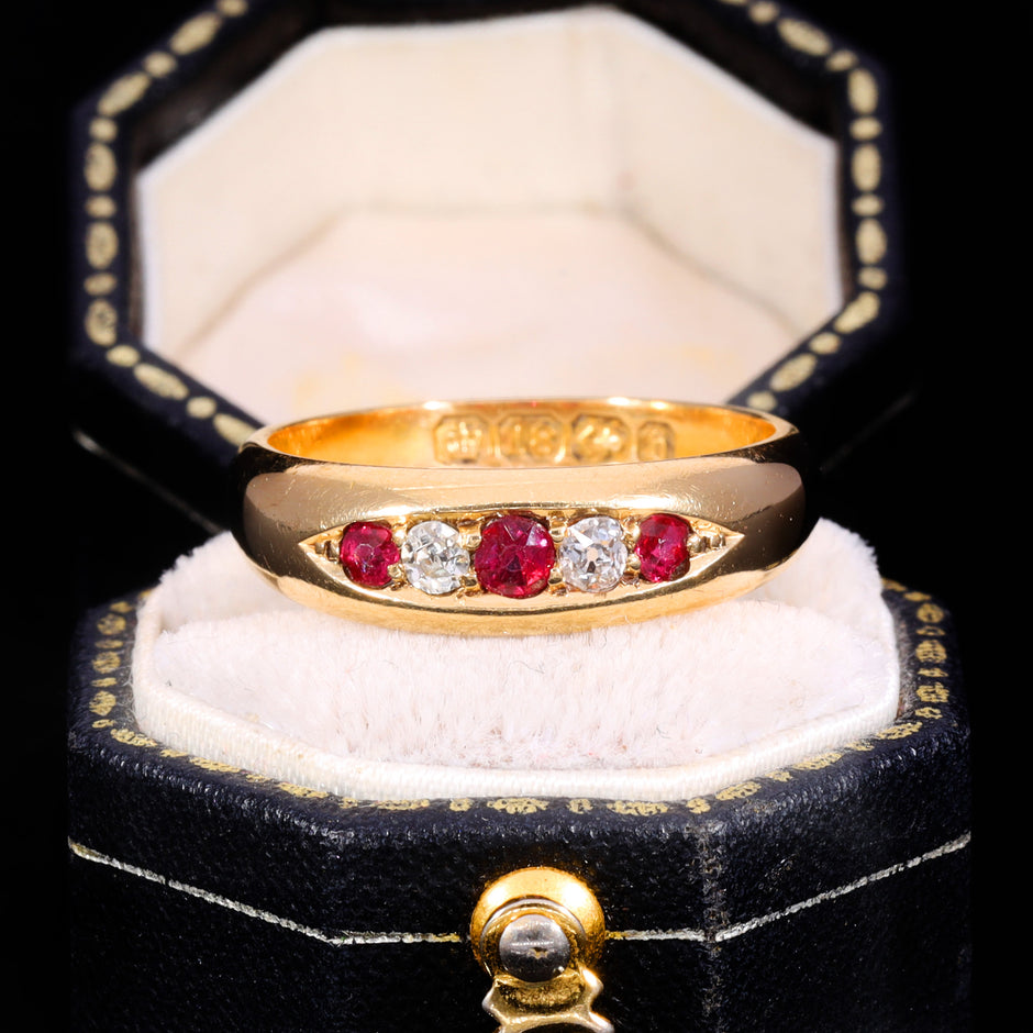 Hallmark Date Letter Charts: Find Your Exact Year | Antique Jewellers
