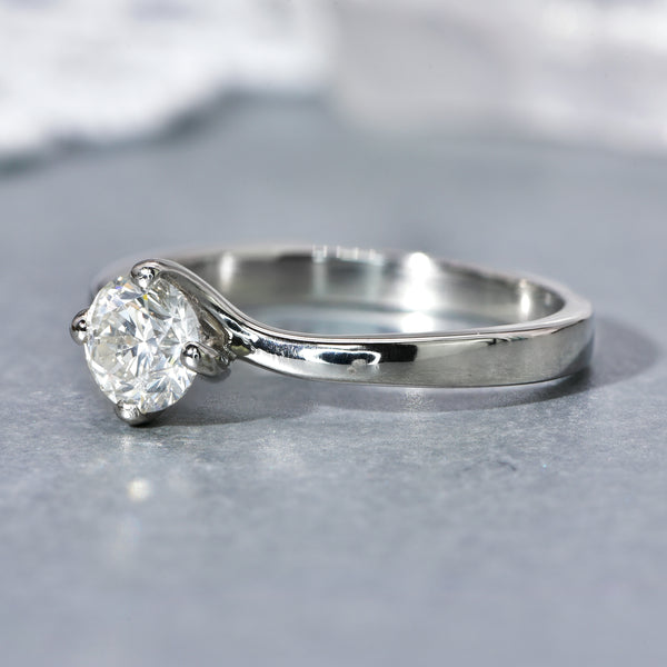 The Vintage Brilliant Cut Diamond Solid Platinum Ring