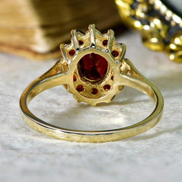The Vintage 1994 Garnet Flowerhead Ring - Antique Jewellers