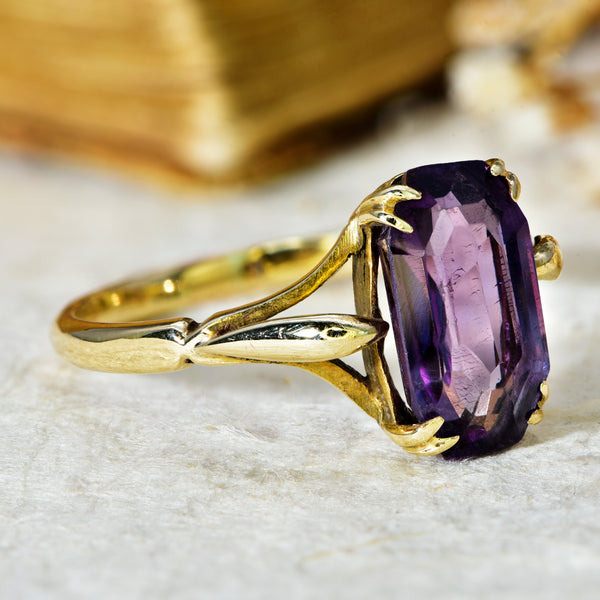 The Vintage Colour Changing Gemstone Ring - Antique Jewellers