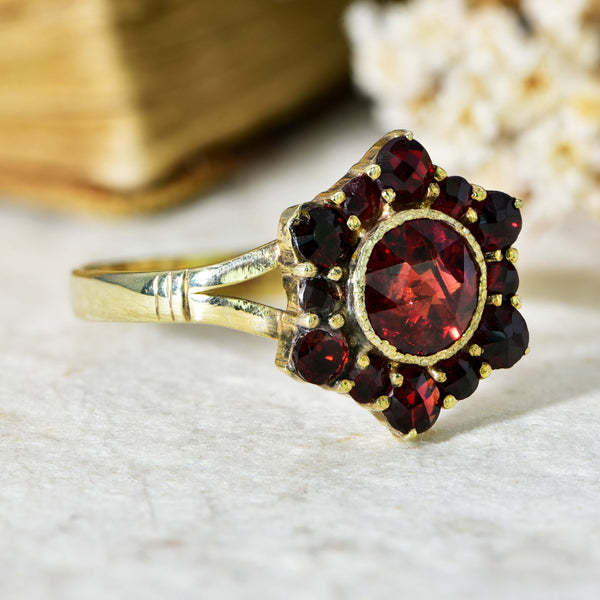 The Vintage Garnet Flower Cluster Ring - Antique Jewellers