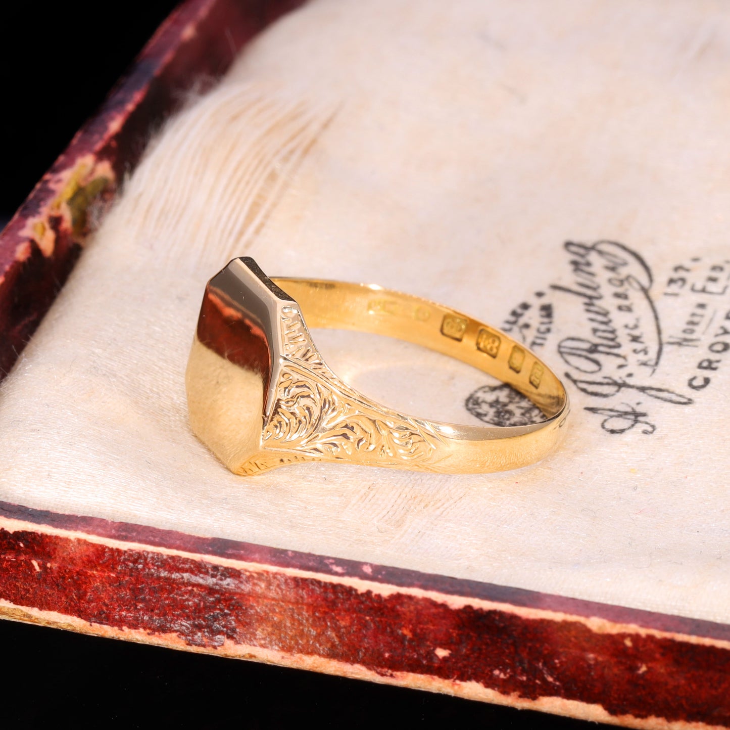 Side view showing foliate-engraved shoulders on Victorian 18ct gold signet ring